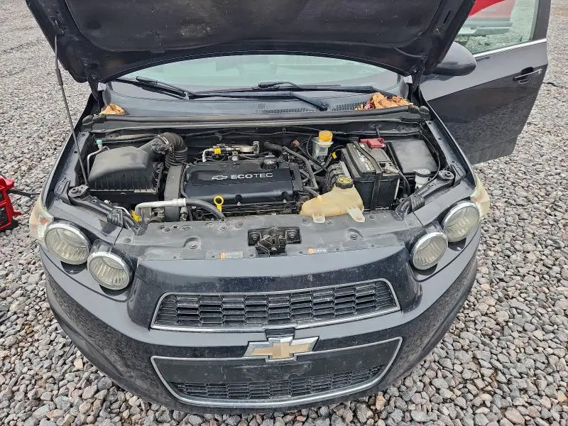 2015 CHEVROLET SONIC LT  