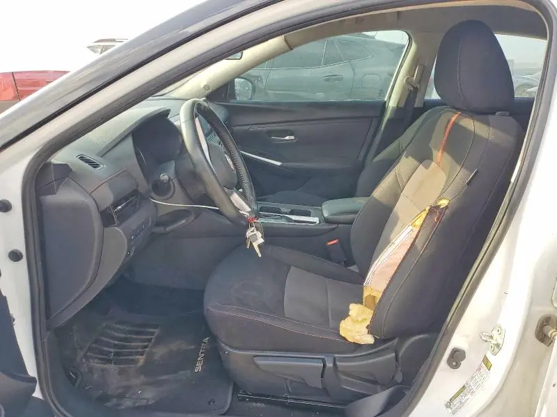 2024 NISSAN SENTRA SR  