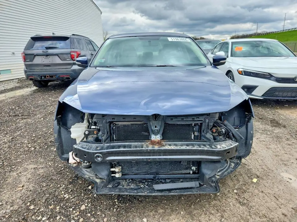 2014 VOLKSWAGEN JETTA SE  