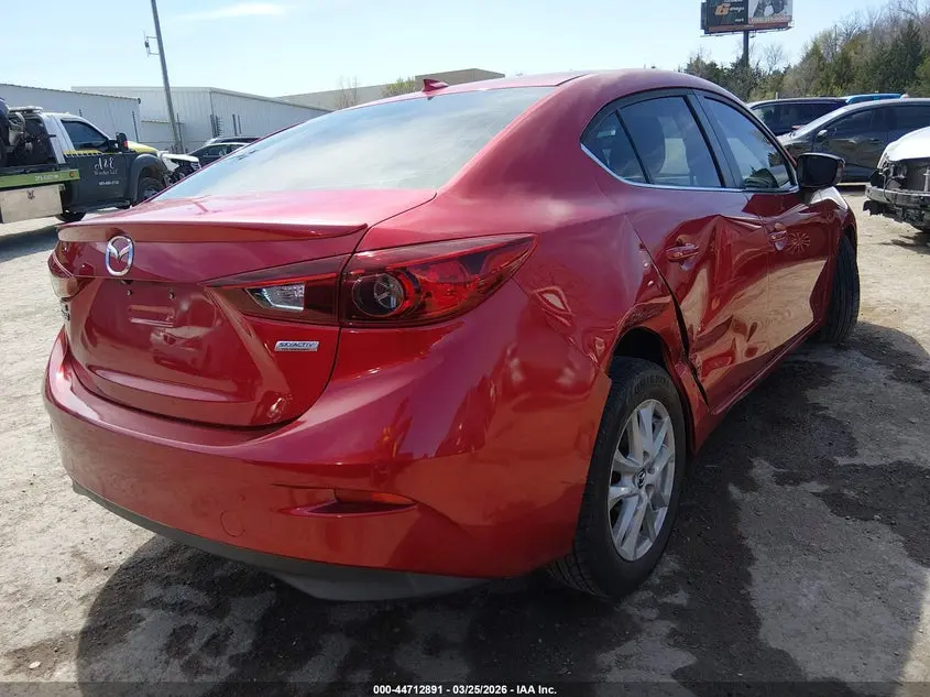 2015 MAZDA MAZDA3  