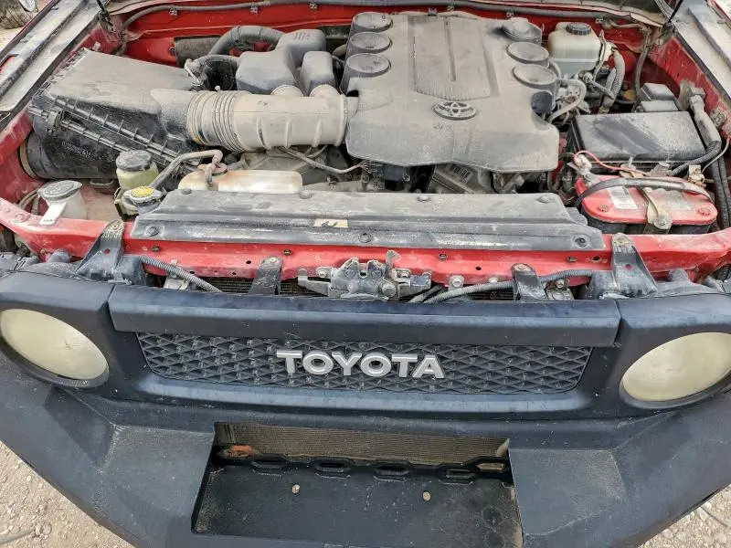 2012 TOYOTA FJ CRUISER   