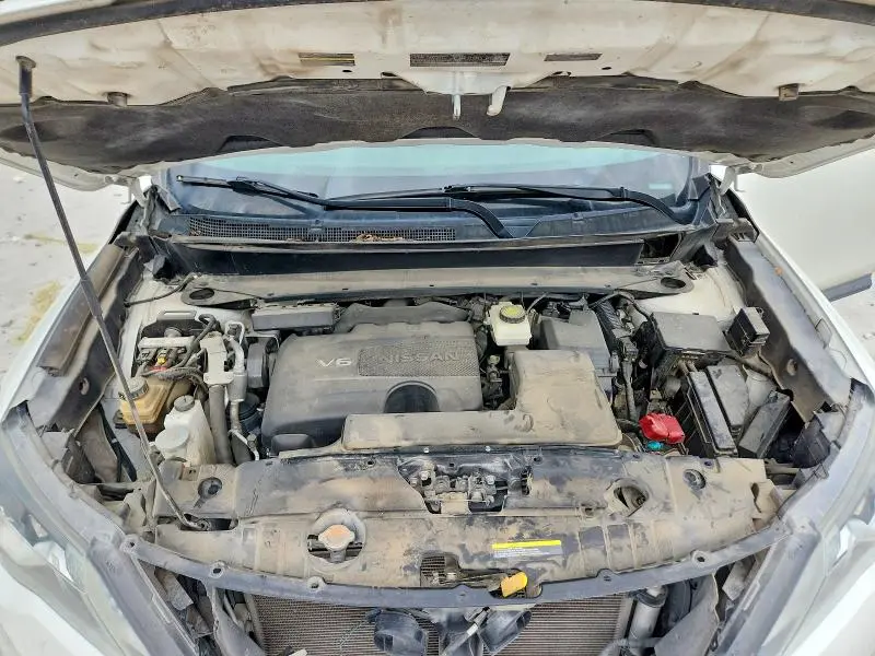 2018 NISSAN PATHFINDER SV  