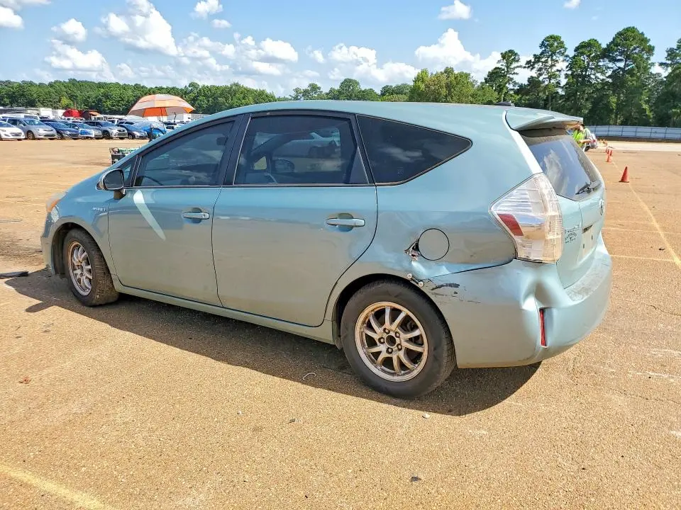 2014 TOYOTA PRIUS V THREE  
