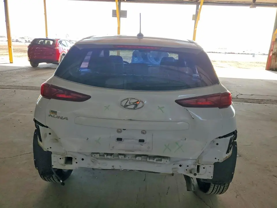 2019 HYUNDAI KONA SE  