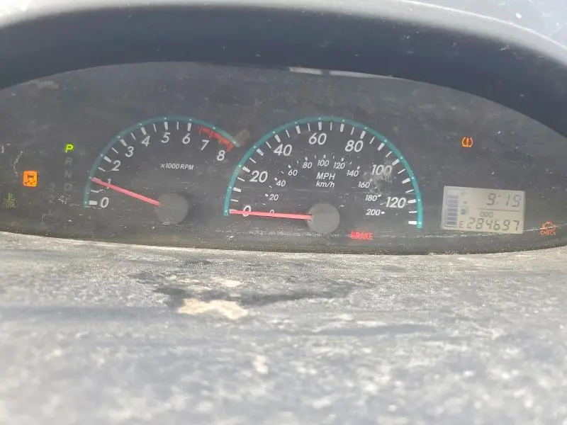 2010 TOYOTA YARIS BASE  