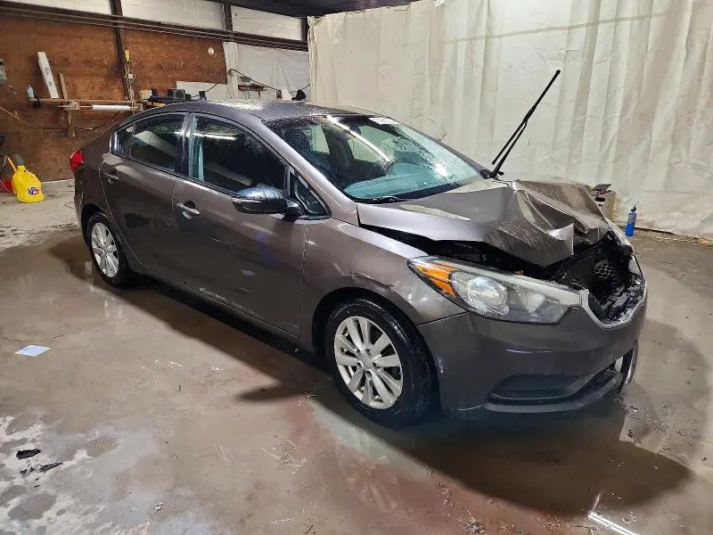2014 KIA FORTE LX  