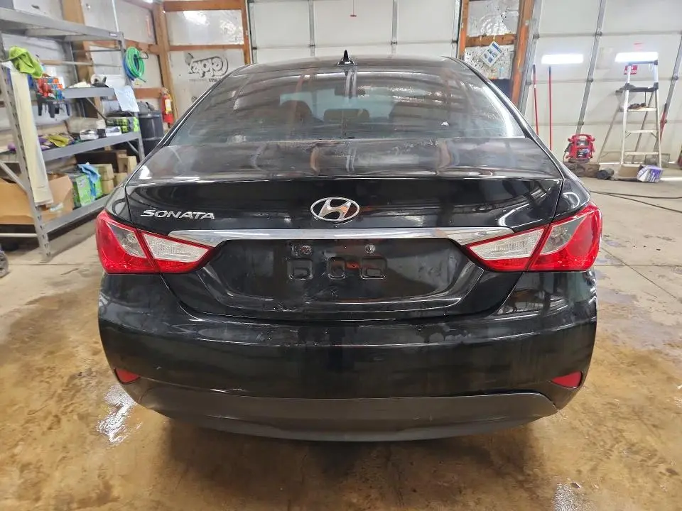 2014 HYUNDAI SONATA GLS  
