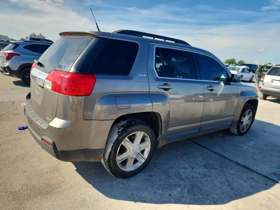 2012 GMC TERRAIN SLE  