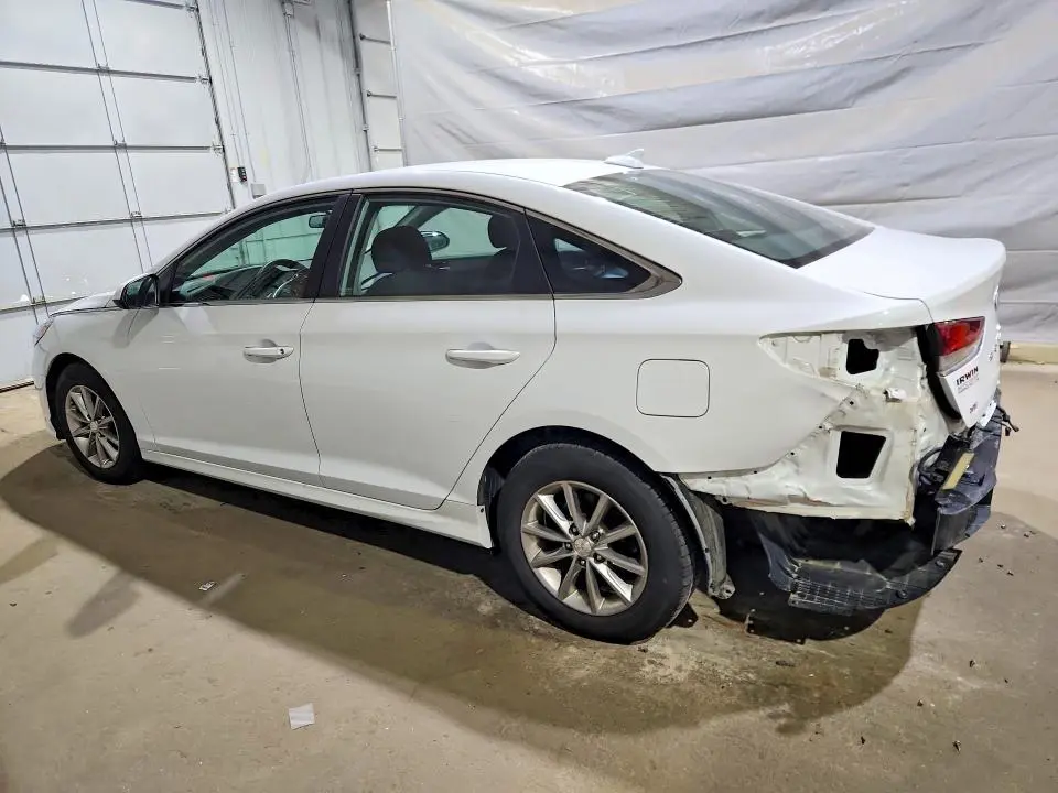 2018 HYUNDAI SONATA SE  