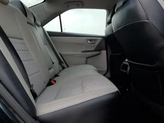 2016 TOYOTA CAMRY LE