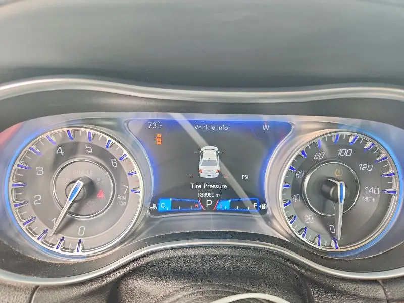 2019 CHRYSLER 300 LIMITED  