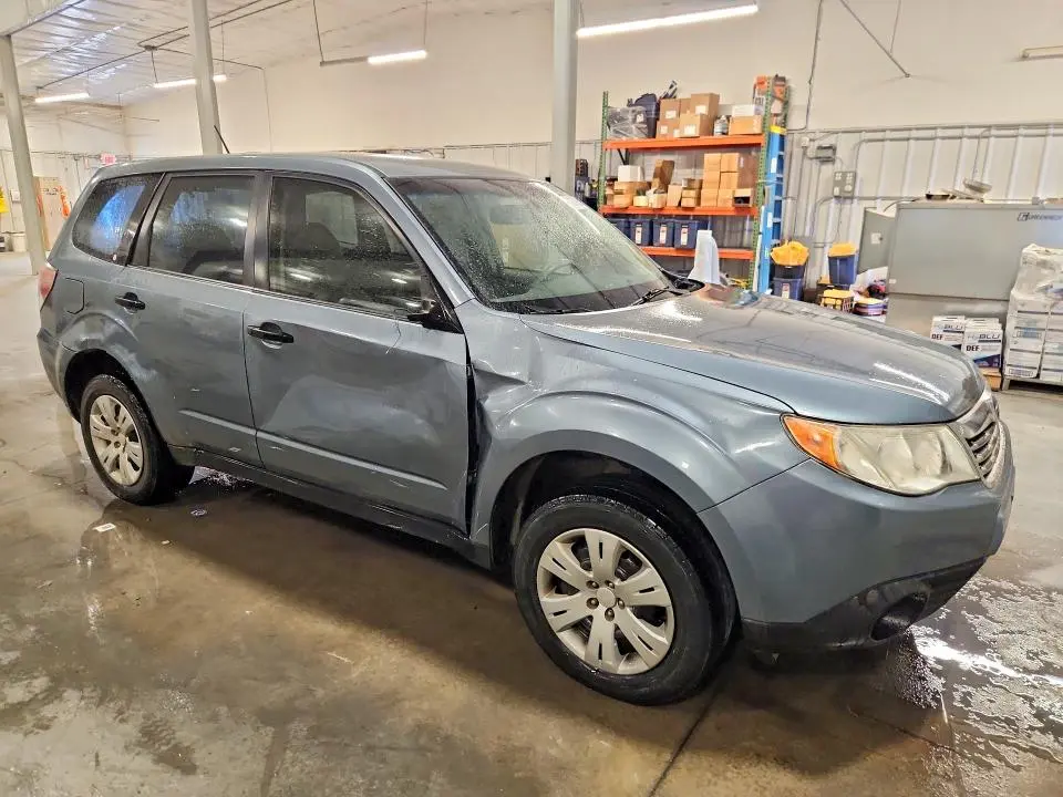 2010 SUBARU FORESTER 2.5X  