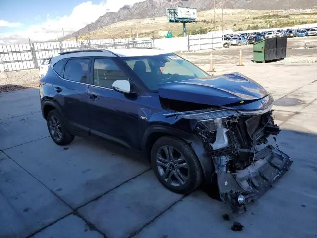 2021 KIA SELTOS S  
