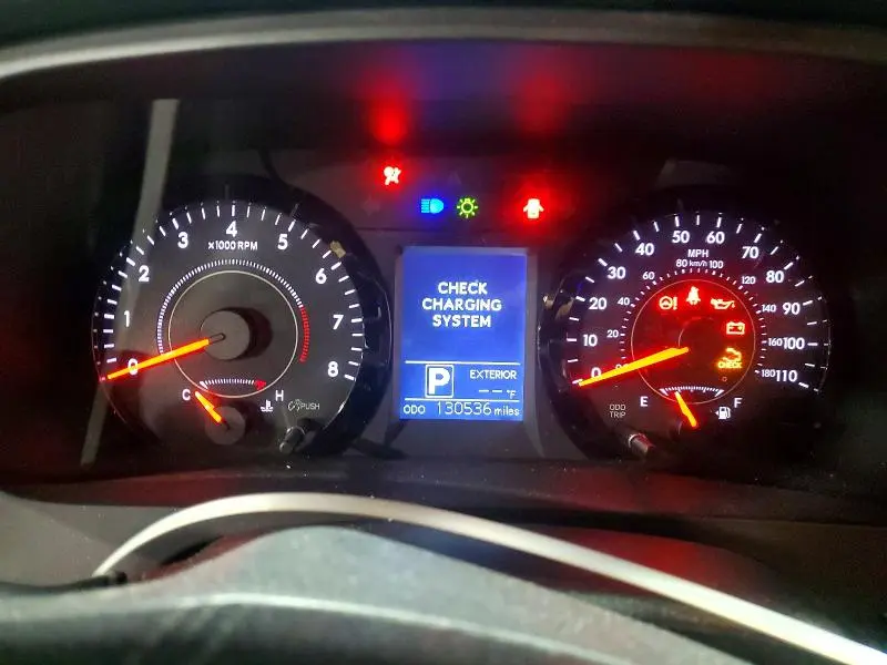 2016 TOYOTA SIENNA LE  