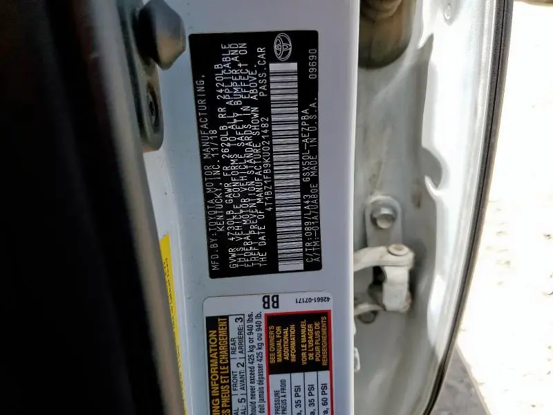 2019 TOYOTA AVALON XLE  