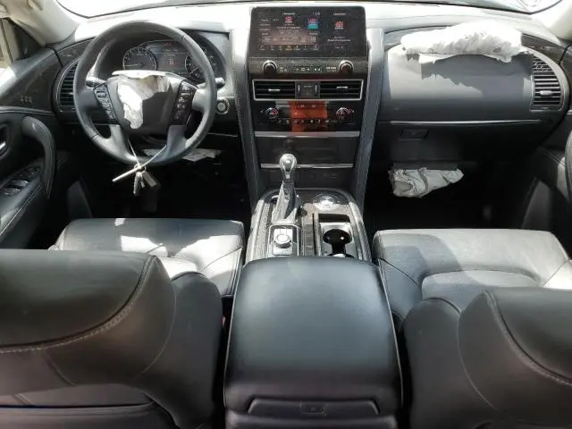 2023 INFINITI QX80 LUXE  