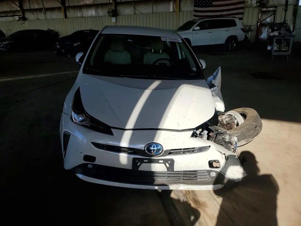 2019 TOYOTA PRIUS XLE AWD-E  