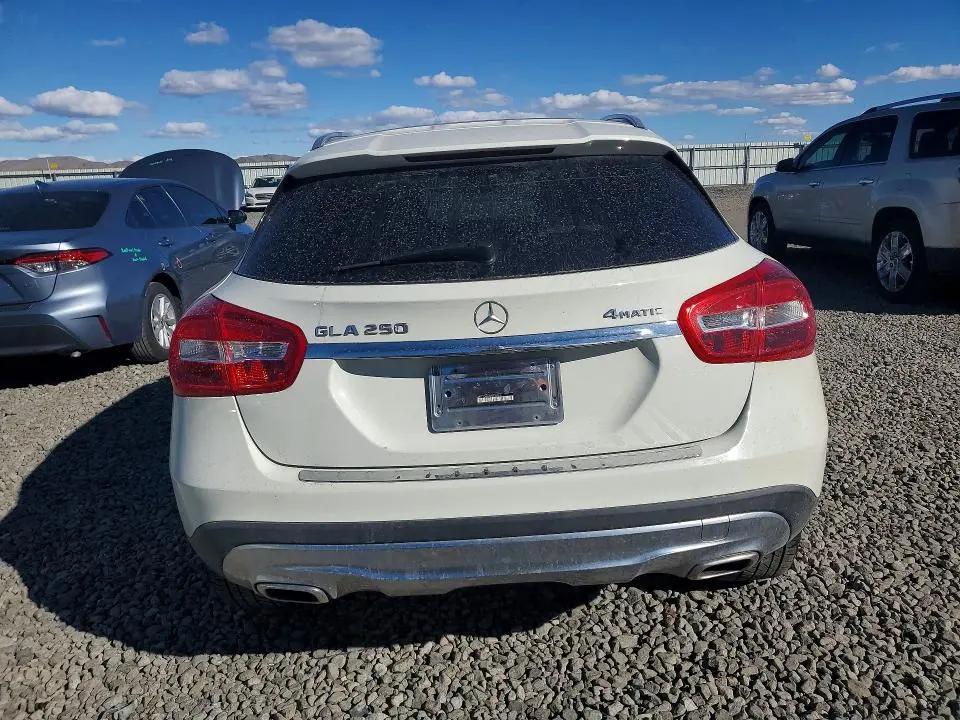2015 MERCEDES-BENZ GLA 250 4MATIC  