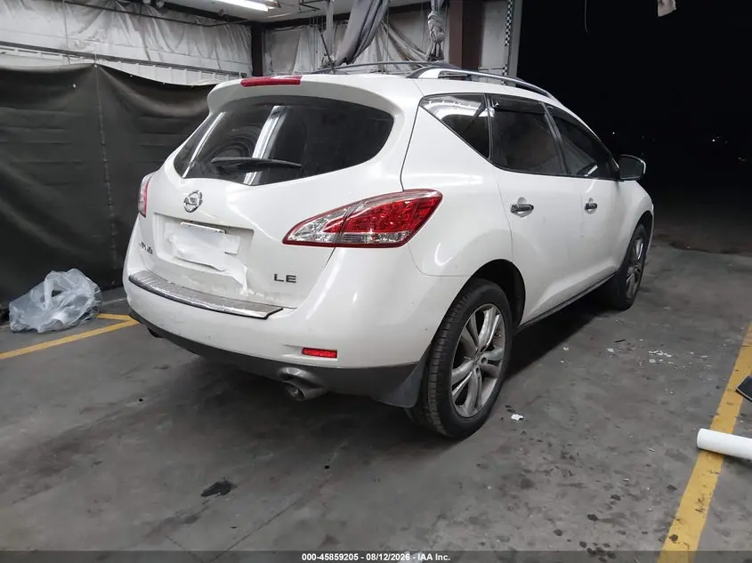2011 NISSAN MURANO LE