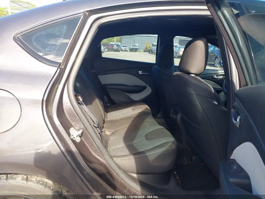 2015 DODGE DART SXT