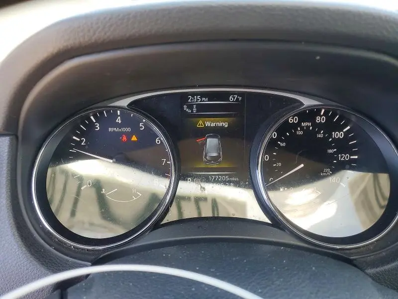 2015 NISSAN ROGUE SL  