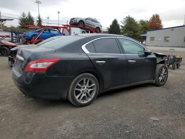 2010 NISSAN MAXIMA S  