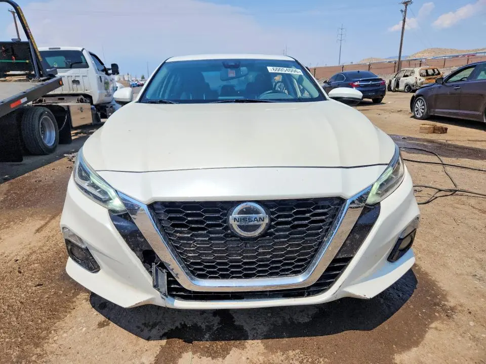2019 NISSAN ALTIMA SL  