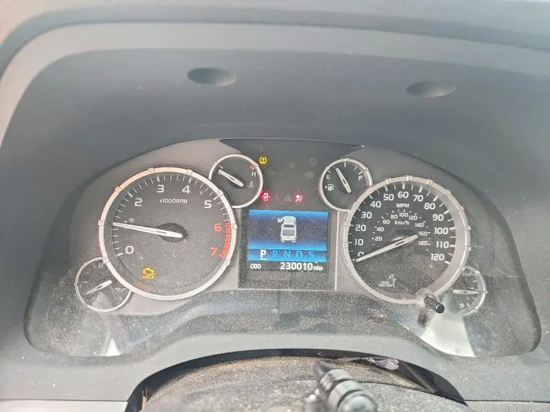 2014 TOYOTA TUNDRA SR5  