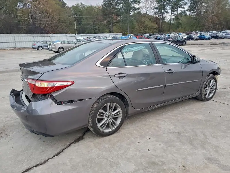 2017 TOYOTA CAMRY LE  