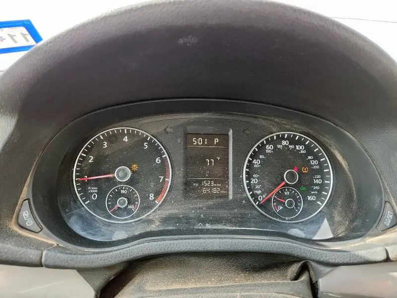 2015 VOLKSWAGEN PASSAT S  