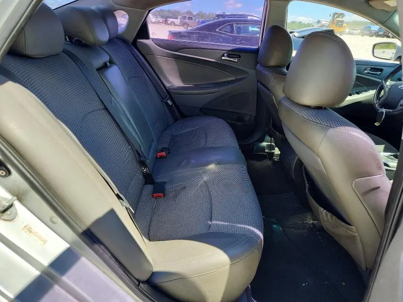 2011 HYUNDAI SONATA SE  