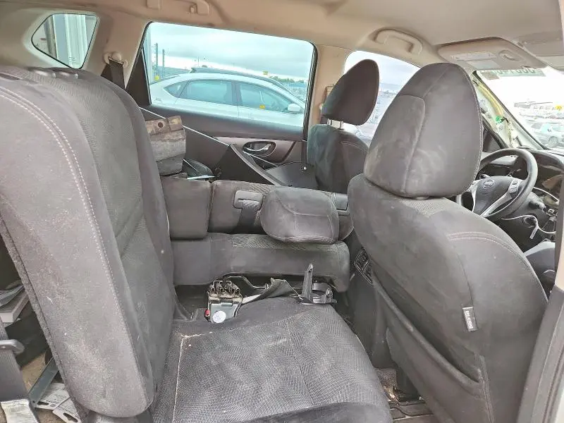 2014 NISSAN ROGUE S  