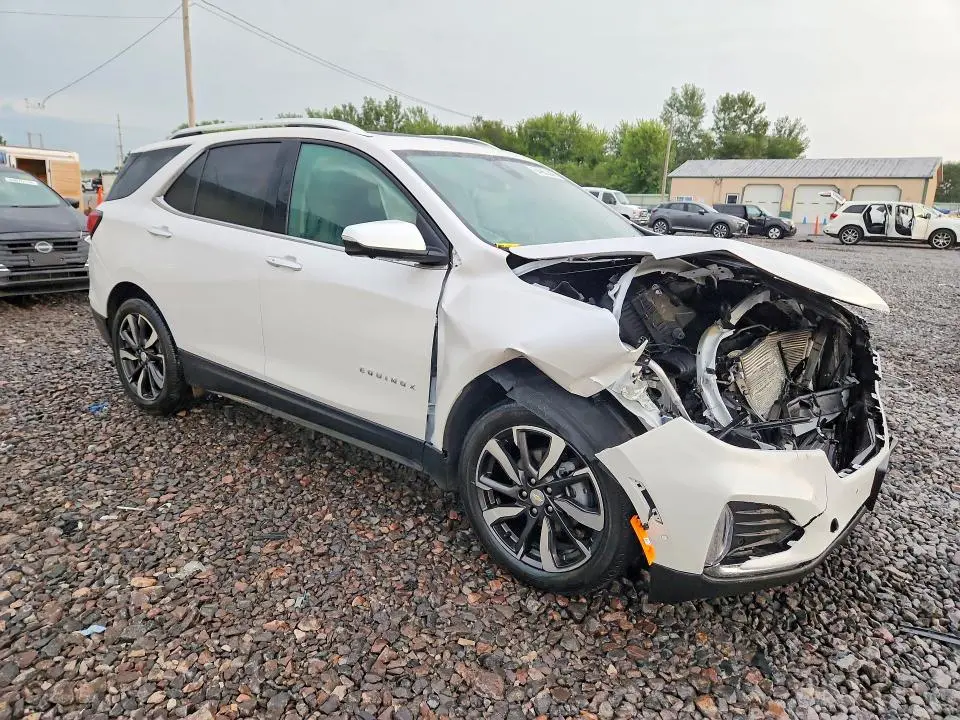 2023 CHEVROLET EQUINOX PREMIER  