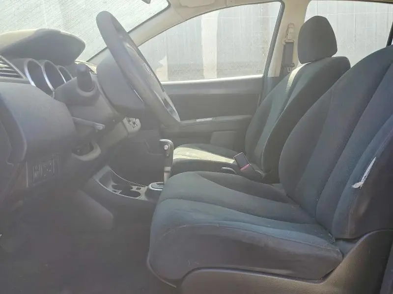 2011 NISSAN VERSA 1.8 S  