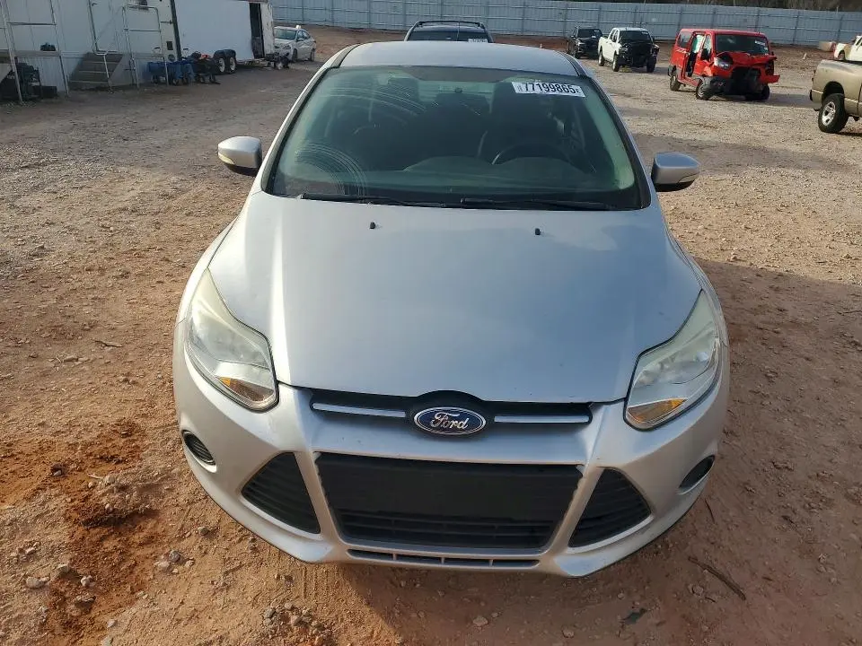 2013 FORD FOCUS SE  