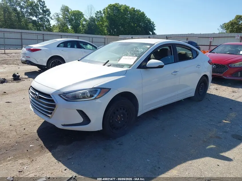 2017 HYUNDAI ELANTRA SE