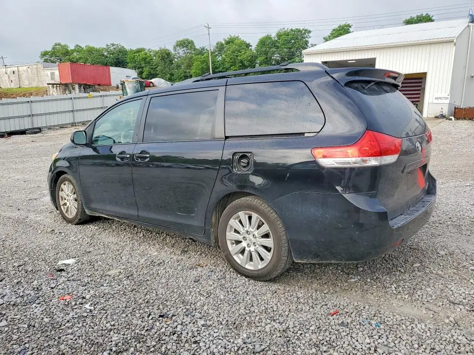 2011 TOYOTA SIENNA XLE 7-PASSENGER  