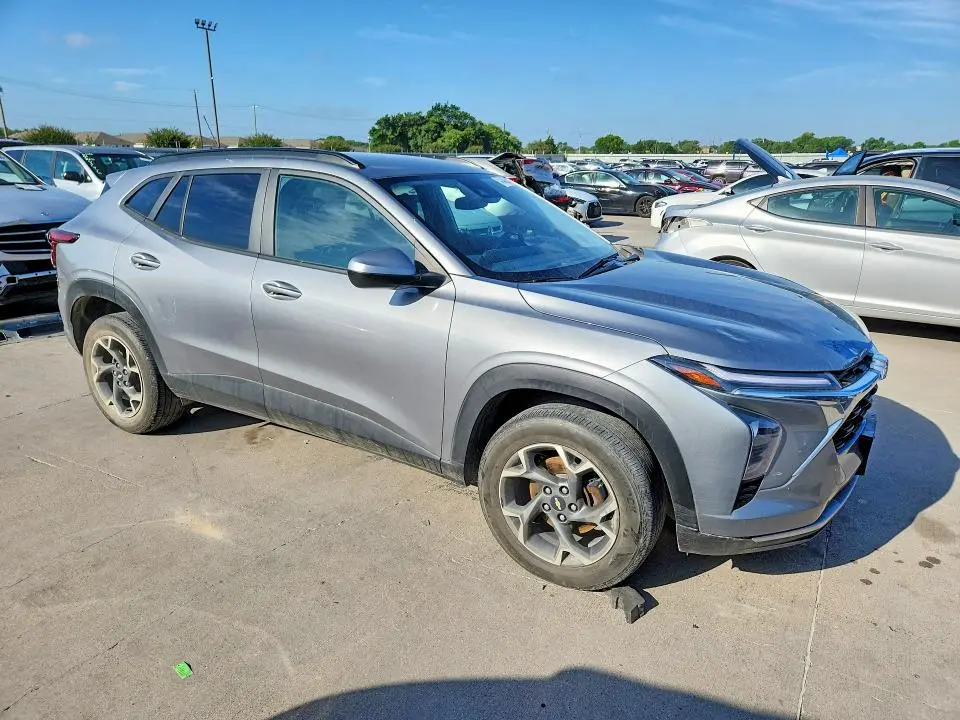 2025 CHEVROLET TRAX 1LT  