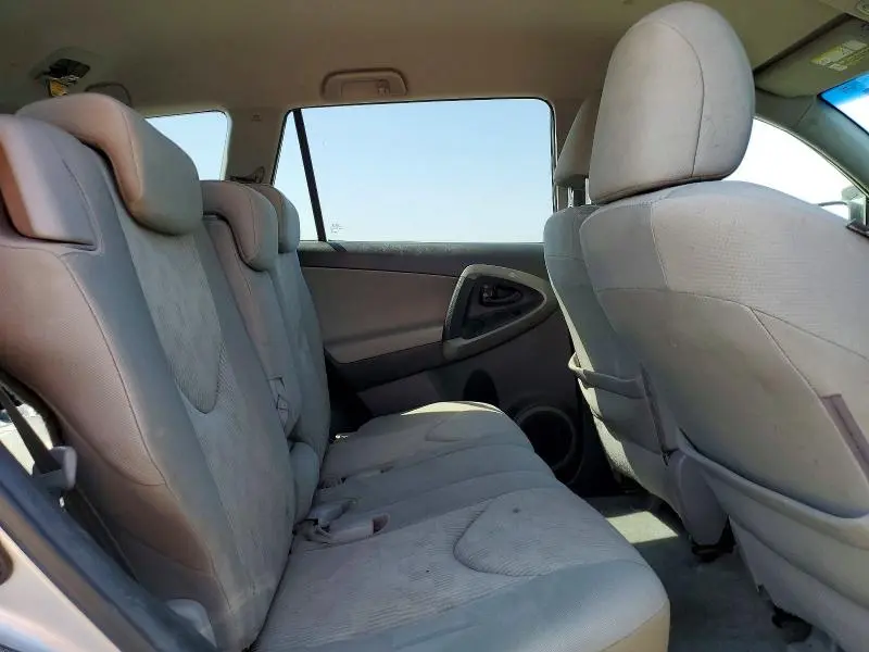 2010 TOYOTA RAV4 BASE  