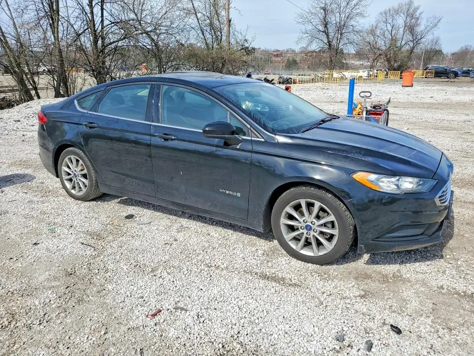 2017 FORD FUSION SE HYBRID  