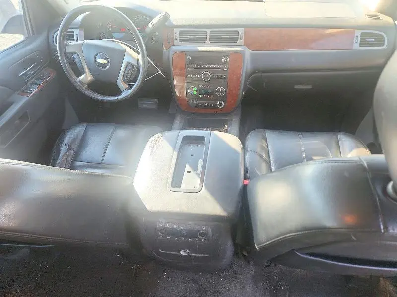 2014 CHEVROLET SUBURBAN K1500 LT  