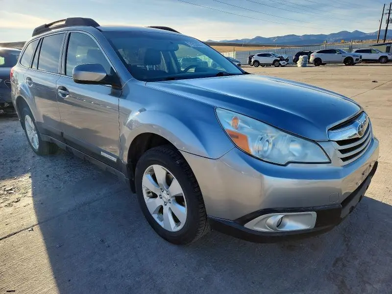 2010 SUBARU OUTBACK 2.5I PREMIUM  