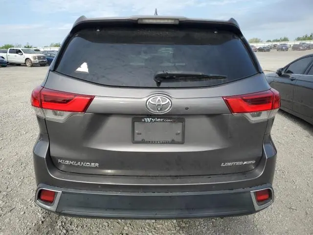2017 TOYOTA HIGHLANDER LIMITED