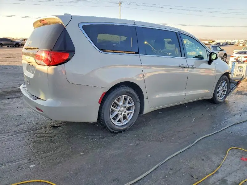 2017 CHRYSLER PACIFICA TOURING  