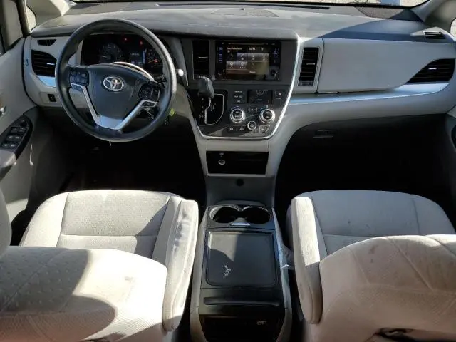 2015 TOYOTA SIENNA LE  