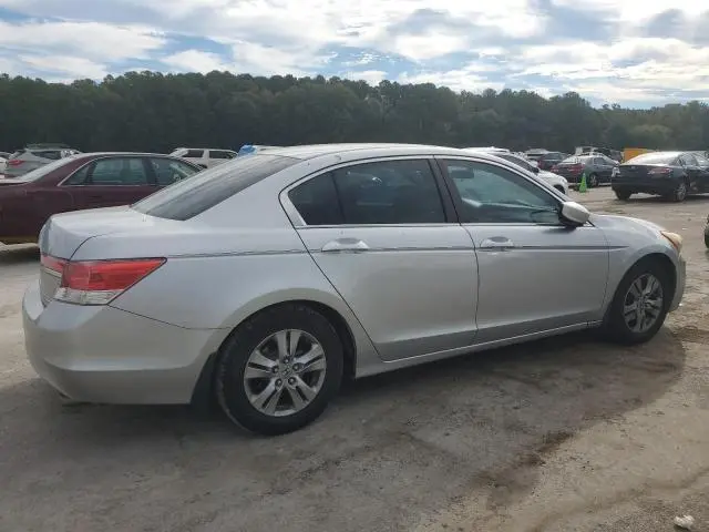 2011 HONDA ACCORD SE  