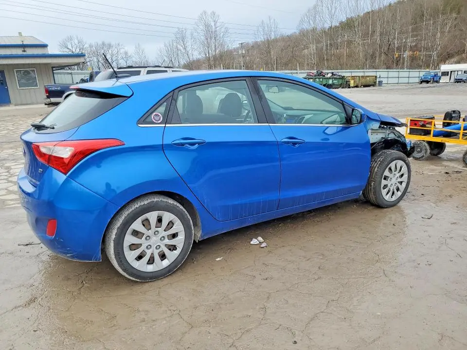 2017 HYUNDAI ELANTRA GT BASE  