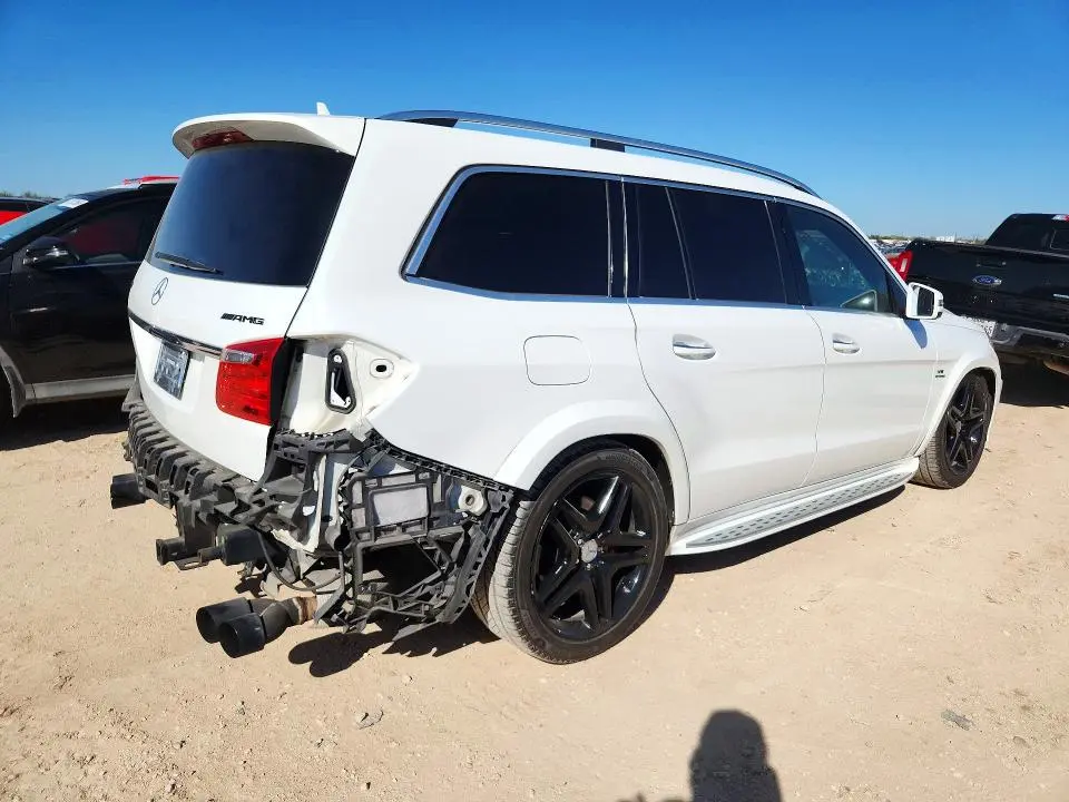 2015 MERCEDES-BENZ GL 550 4MATIC  
