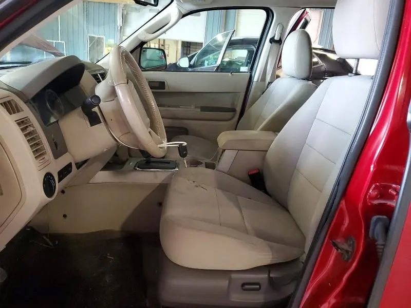 2011 FORD ESCAPE XLT  