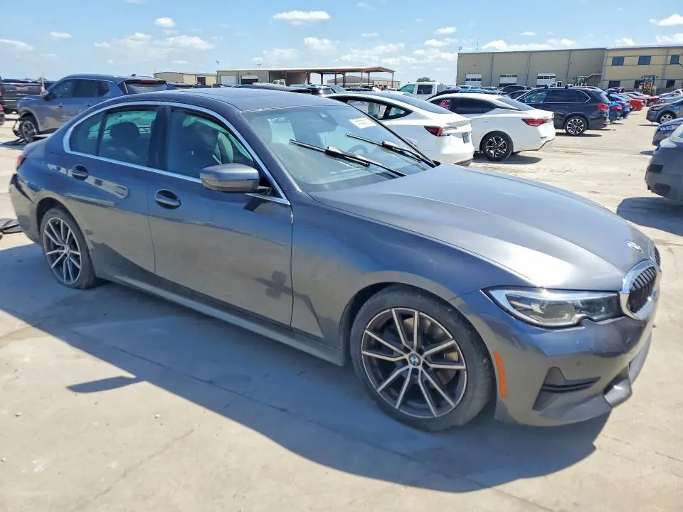 2020 BMW 330   